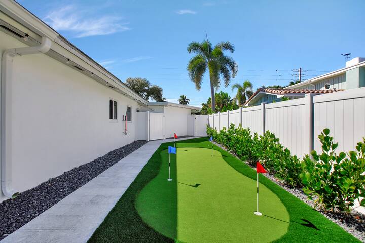 Lakefront Family Fun Home with Private Dock 3BR 2B gallery image 2