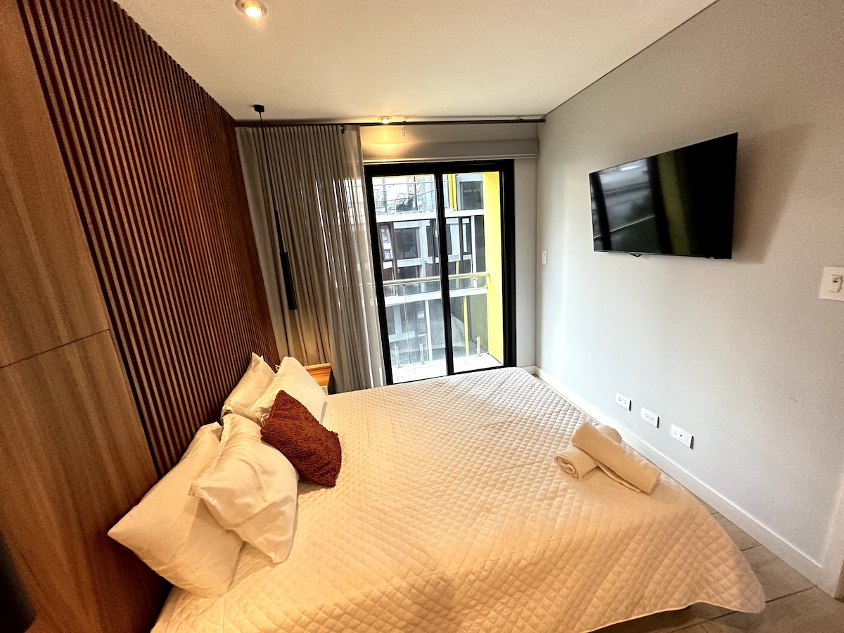 Cuarto secundario con TV