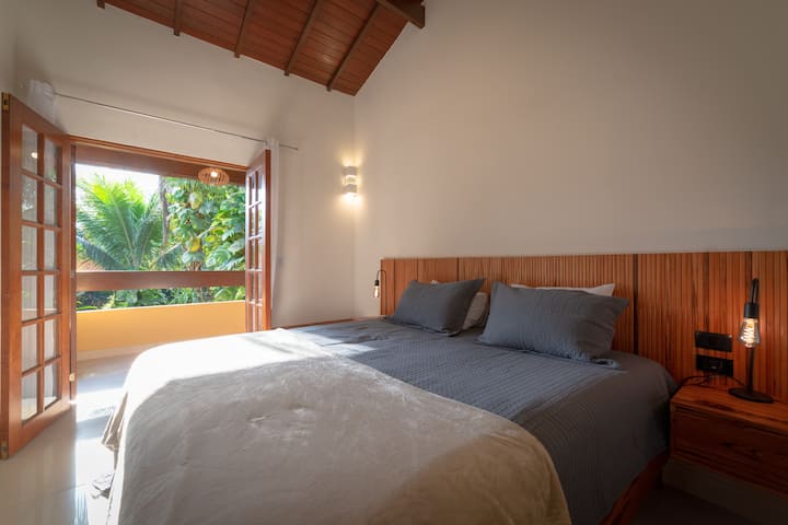 Schlafzimmer 1