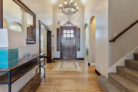 Sleeps 30; Bring the whole family!