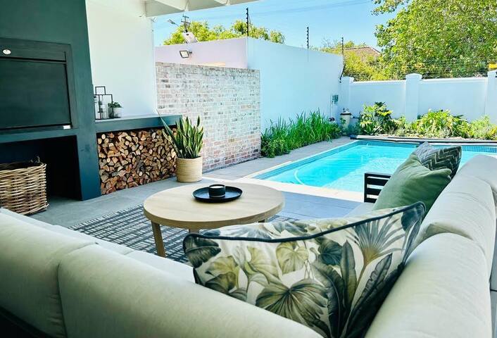 Perfect for families: Central, Spacious, Luxurious gallery image 2