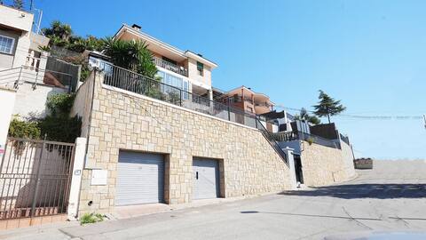 A+View Private Terrace | Private Pool | Family Fun