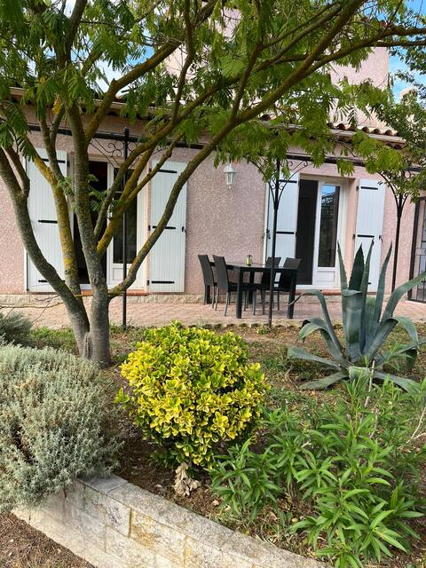 Self-catering accommodation with garden
