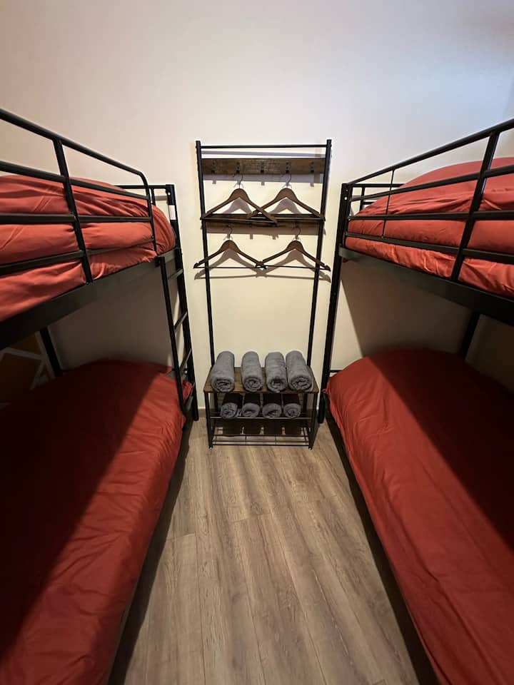 غرفة النوم 2