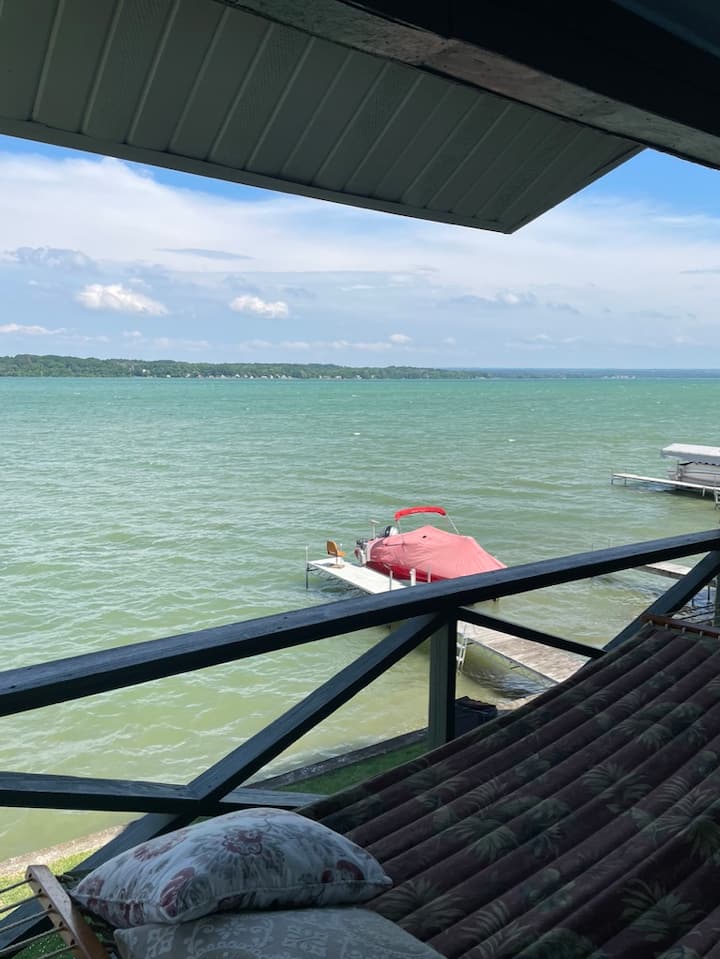 Lakeside Cottage on Cayuga Lake