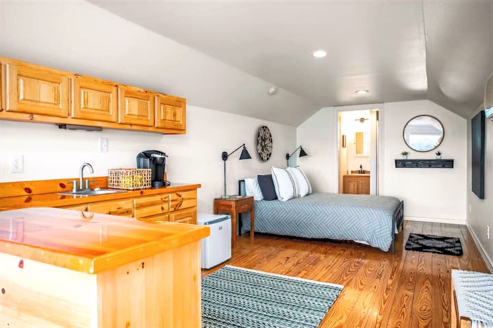 The loft sleeps for and provides a small kitchenette