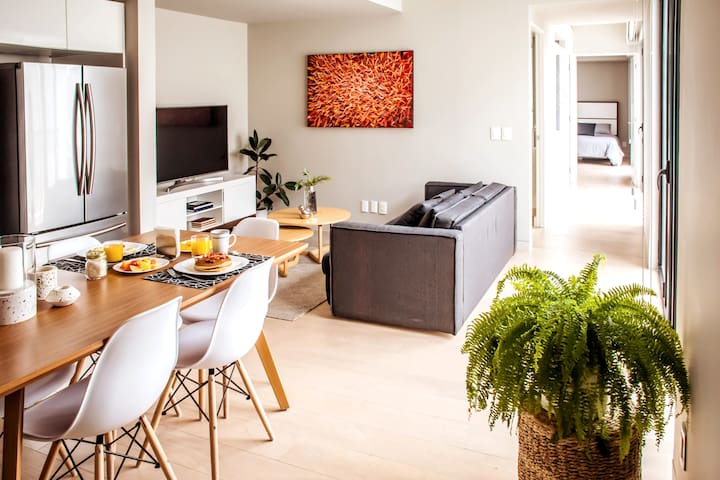 2BR WFH Oasis: AC + views