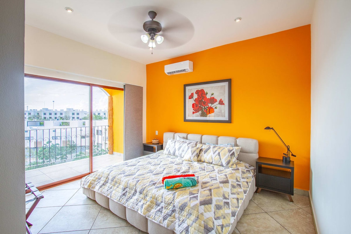 Recámara principal con cama King Size.