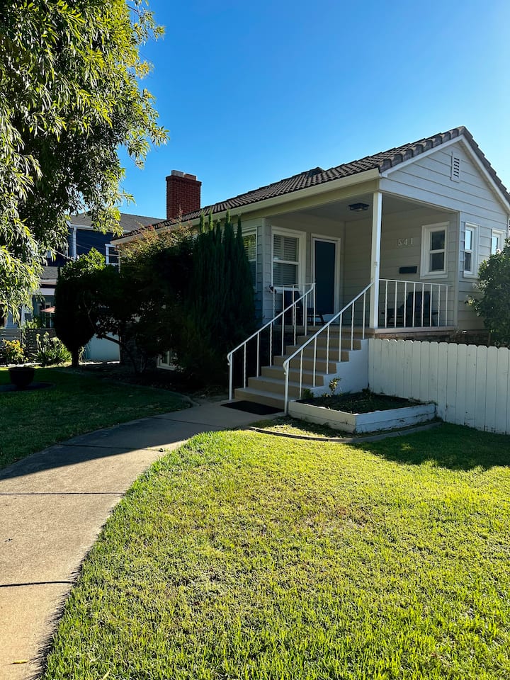 Sk Living | East Sac | 2/2 - Sacramento, CA