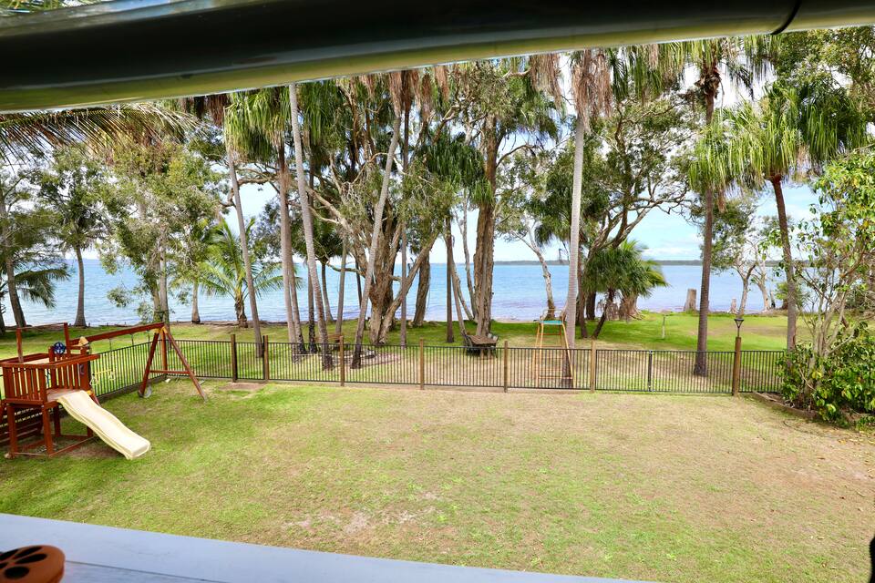 Poona Palm Villa on the beach, Poona, Queensland, Australia, photo 3 of 10