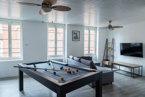 Large duplex with pool table