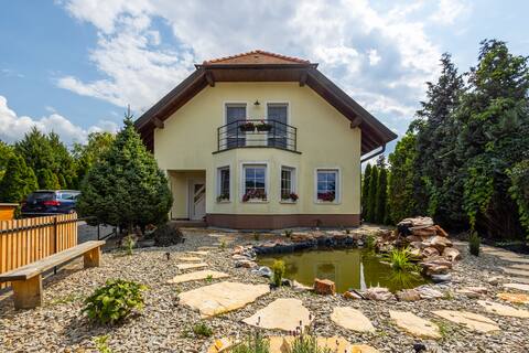 Vila ZOBOR with indoor pool