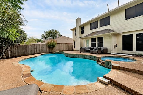 4 Bd Pool Jaccuzzi near Denton