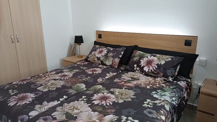 غرفة النوم 2