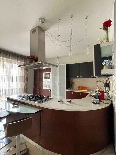 Gravina Suite + private car garage