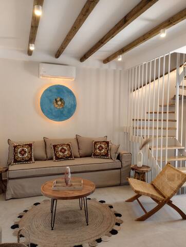 Seaesta Villas with Private Pool / Up to 12 People gallery image 4