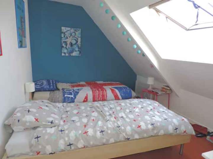 Habitación infantil (camas de 90 x 190)