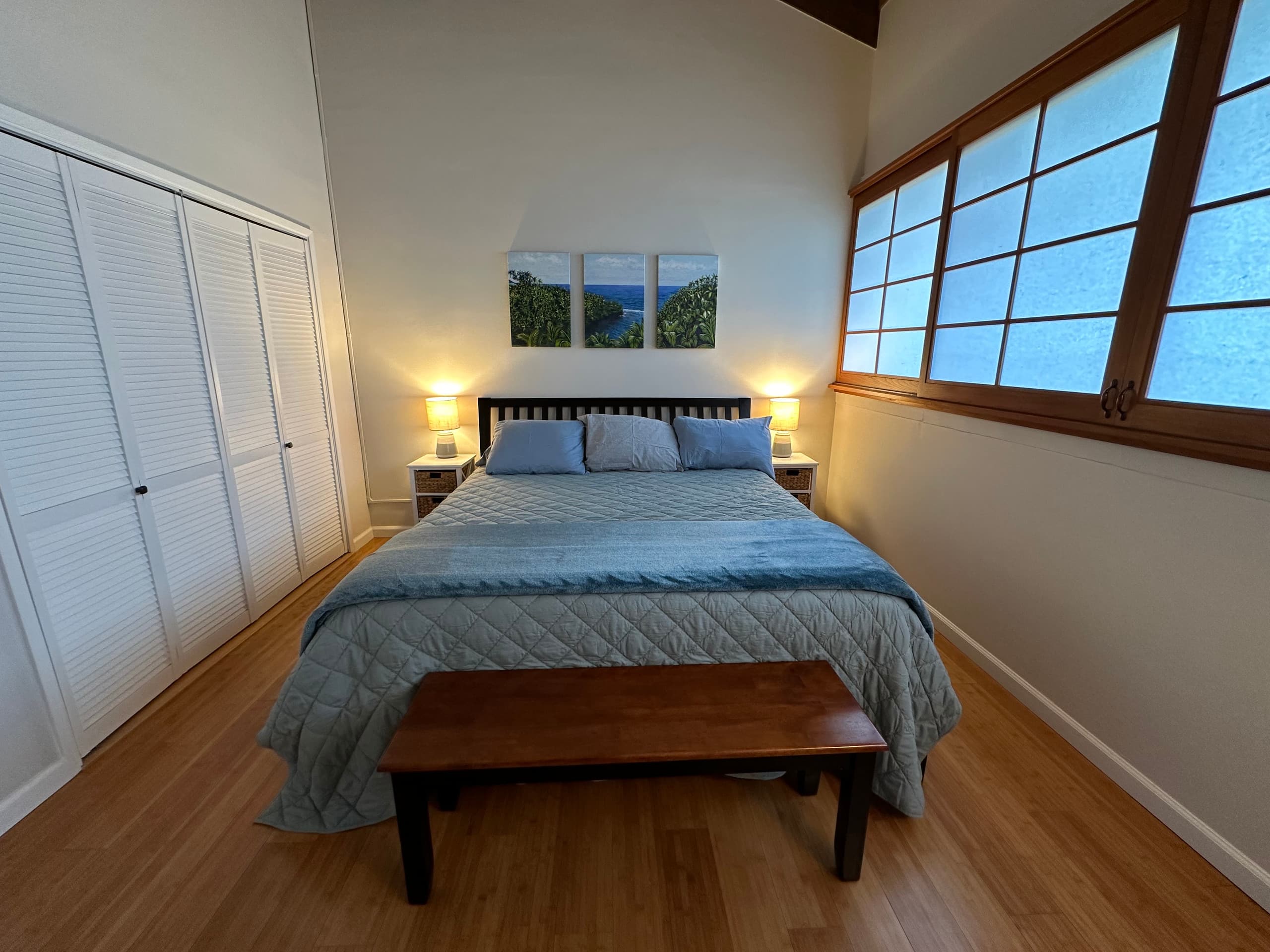 Oceanfront Lofted Penthouse! - Photo 7
