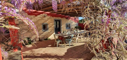 Top Airbnb: Lovingly designed home for your time-out in nature in Santa Bárbara De Nexe