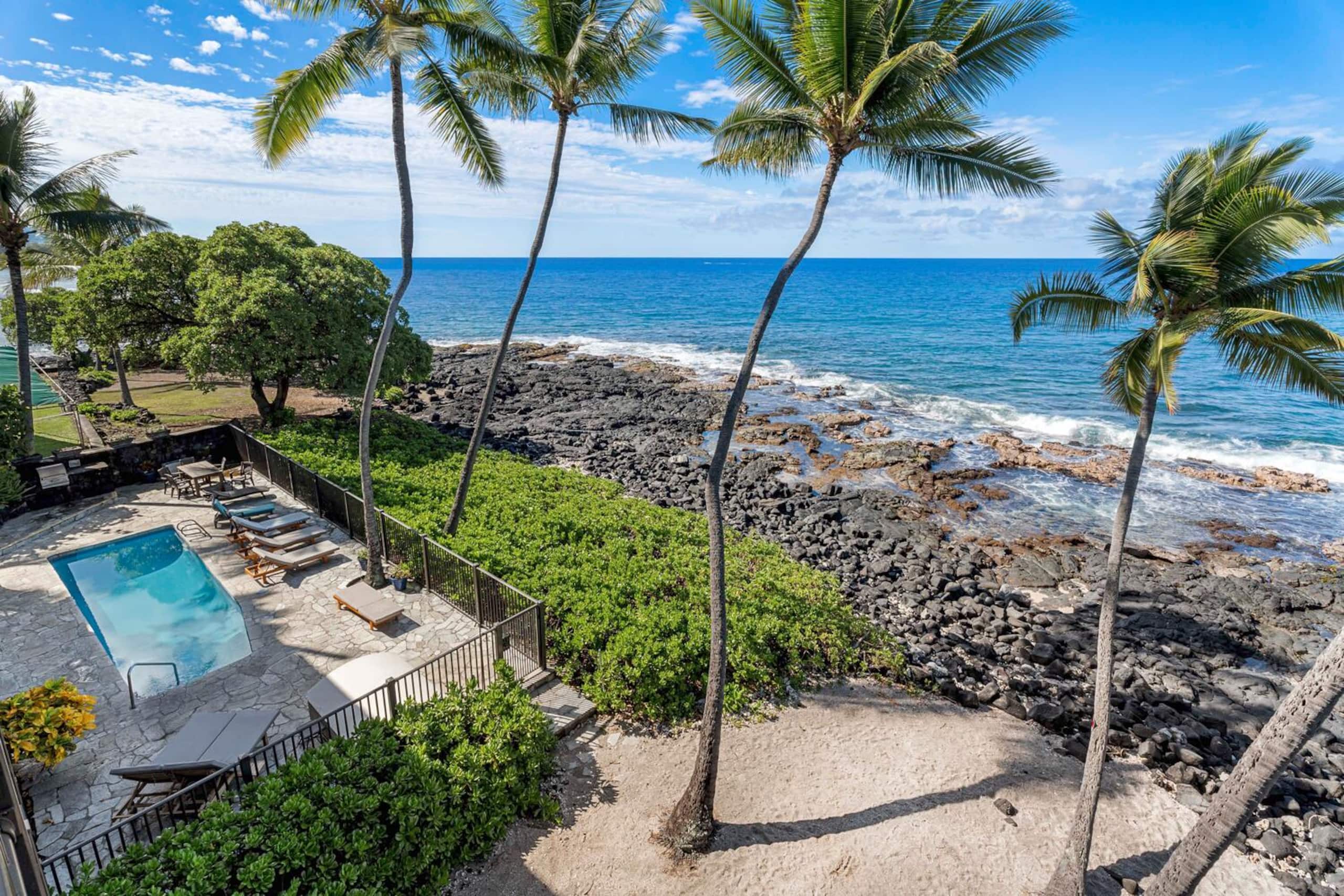 Condo in Kailua-Kona · ★5.0 · 2 bedrooms · 2 beds · 2 baths - Image 36