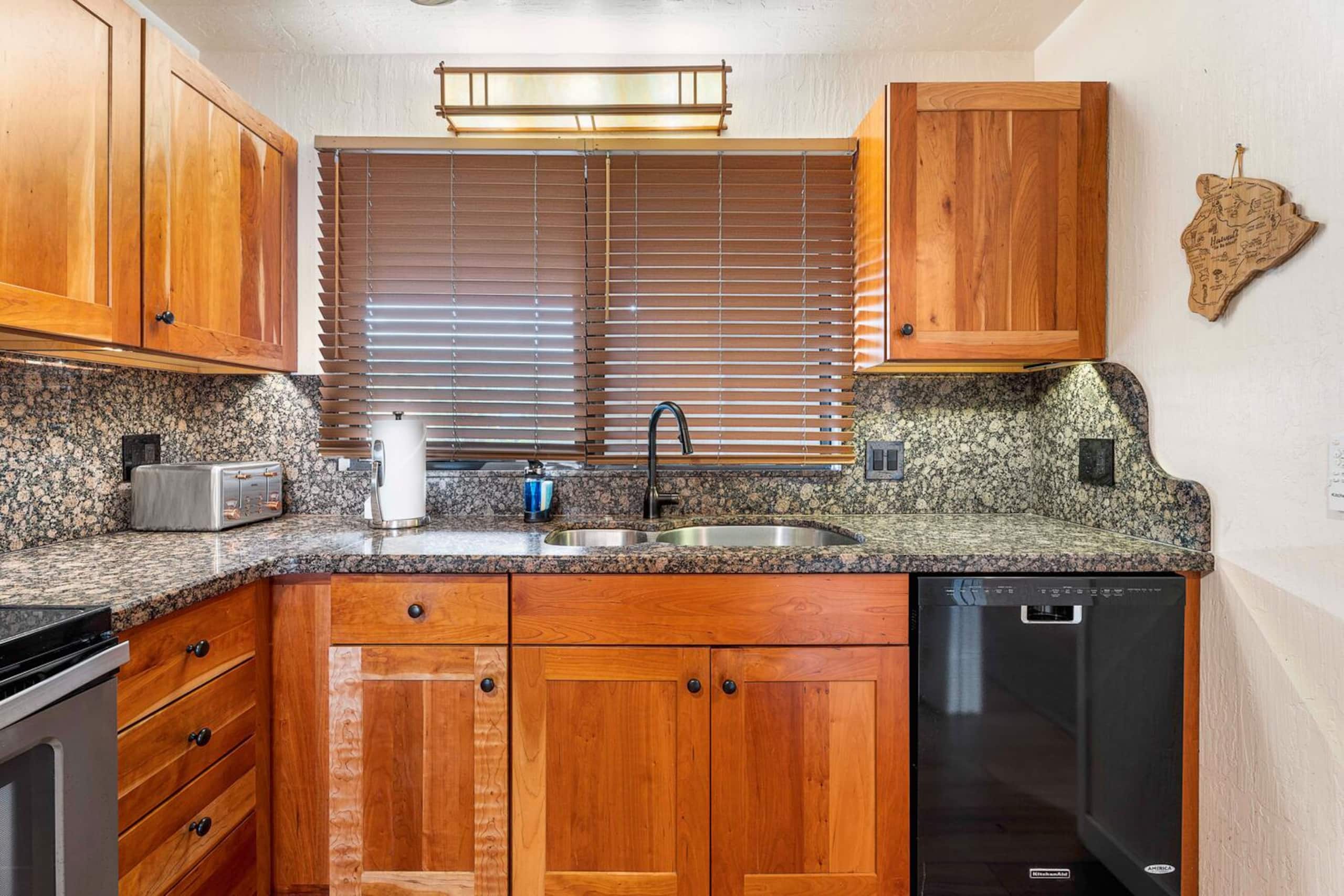 Condo in Kailua-Kona · ★5.0 · 2 bedrooms · 2 beds · 2 baths - Image 29