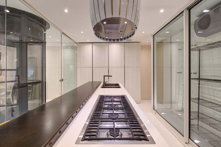 The London Life gallery image 4