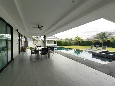Hua Hin chic paradise
