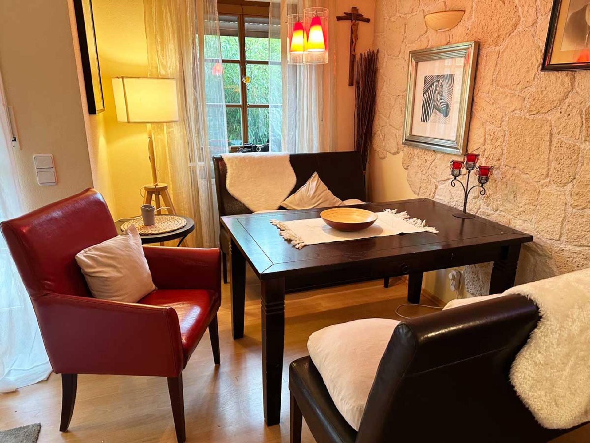 Sachrang: Lakeside apartment with mountain views — photo 4