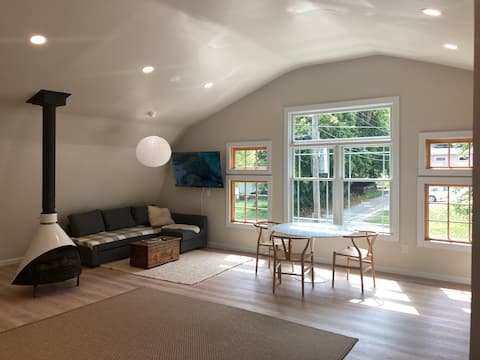Hopkins Converted Scandi Studio -Entire House