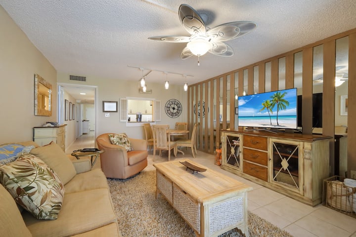 Turtle Shores Beachfront Oasis - Longboat Key, FL