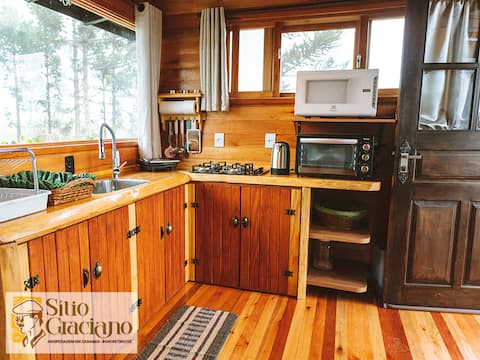 Successful Airbnb property: Sítio Graciano: Cabana Araucária in Bom Retiro