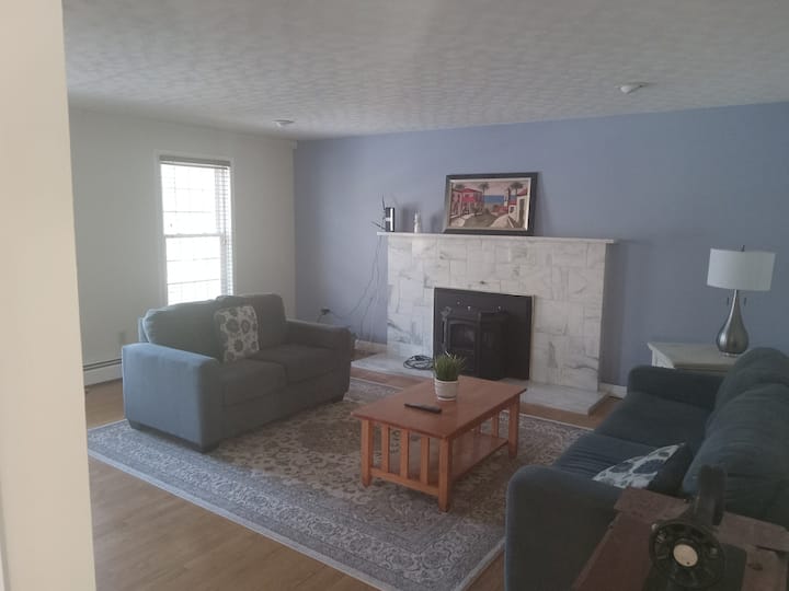 Room For Rent In Hollis Nh - Nashua, NH