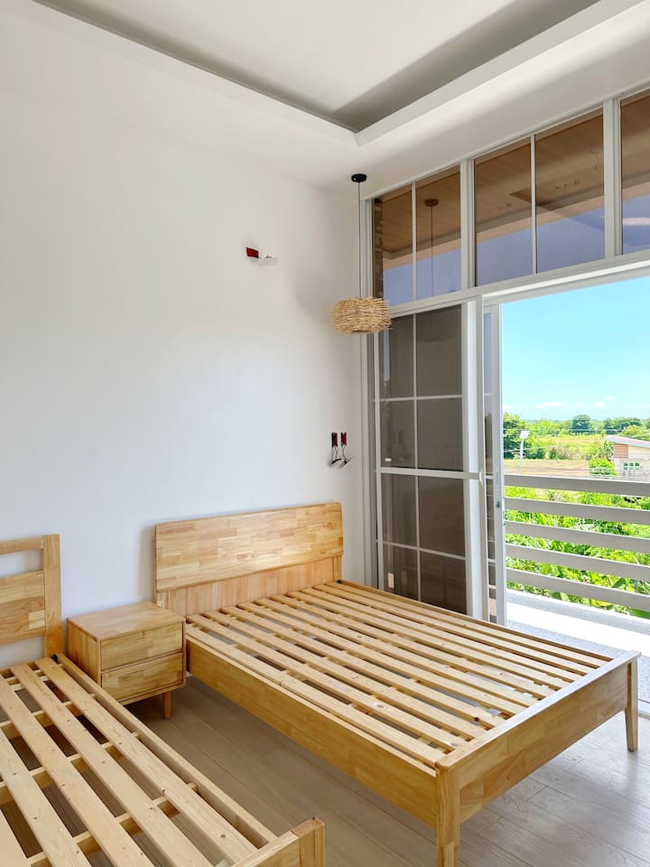 غرفة النوم 2