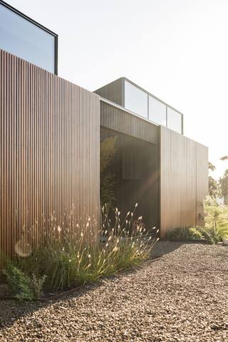 The Long House, Cygnet gallery image 5