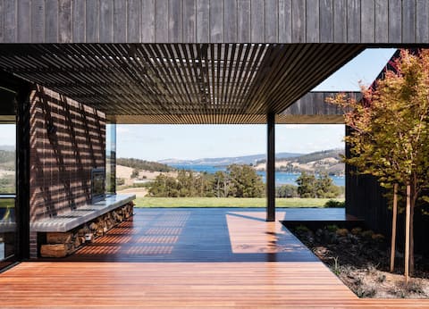 The Long House, Cygnet