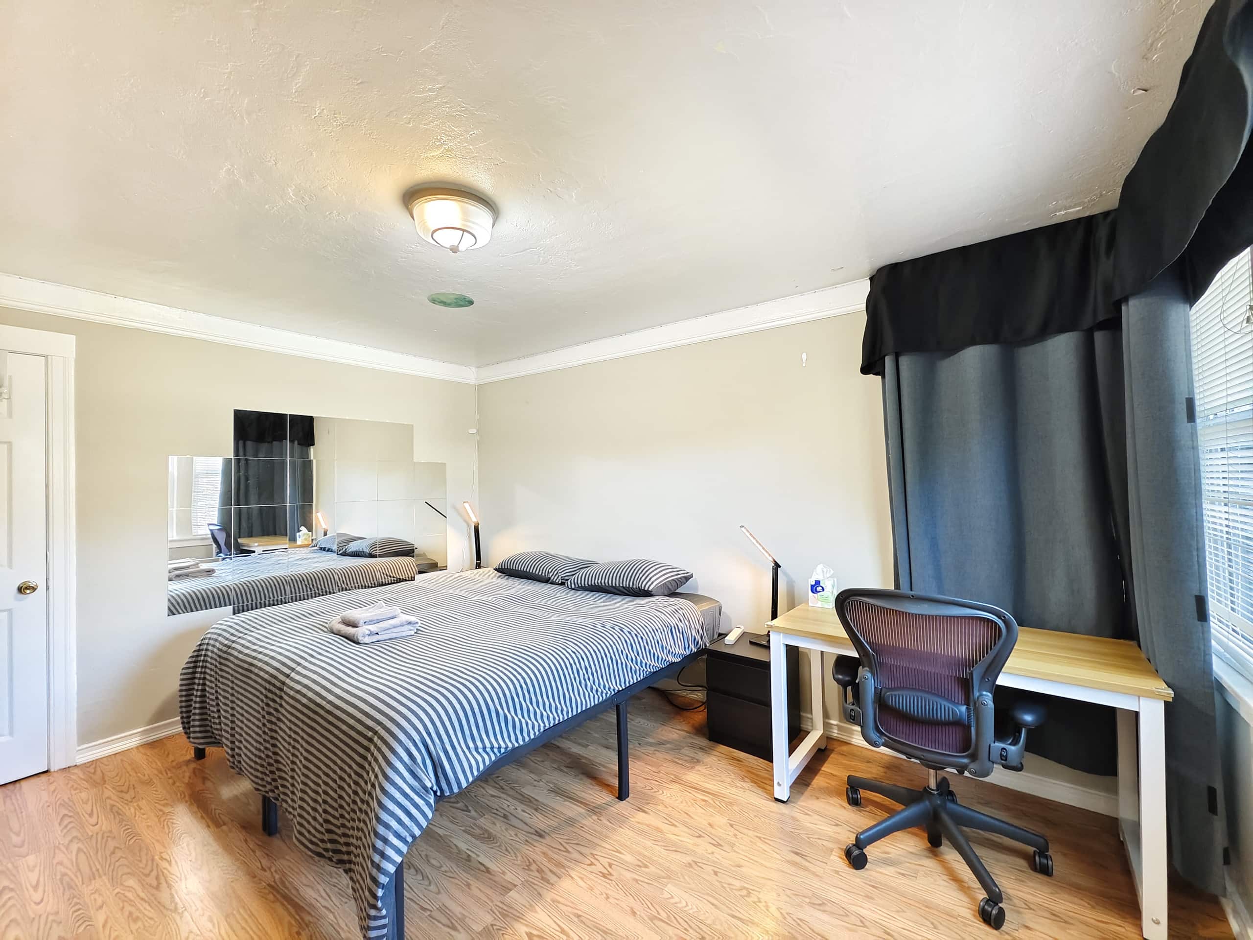 Home in San Francisco · ★4.84 · 1 bedroom · 2 beds · 1 bath - Image 9