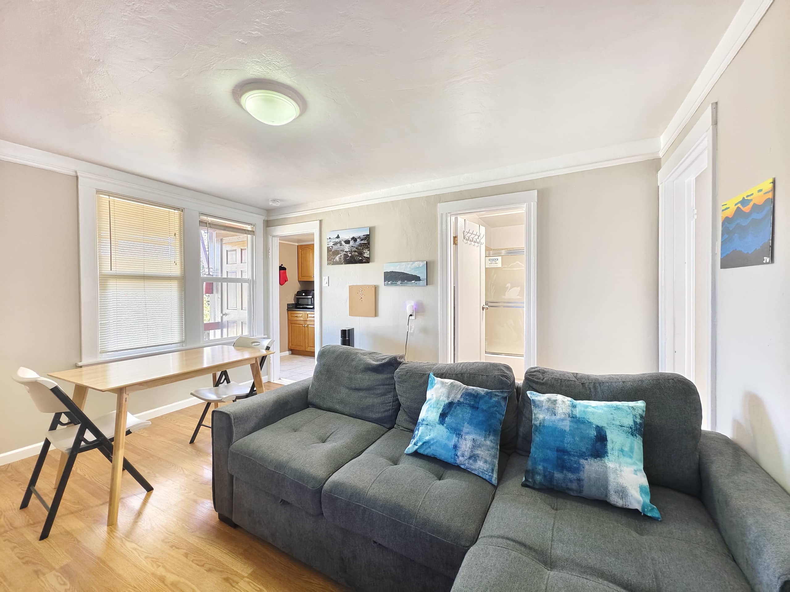 Home in San Francisco · ★4.84 · 1 bedroom · 2 beds · 1 bath - Image 5