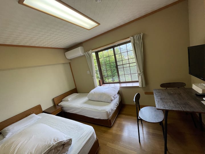 Hagina_Dit is een maximum van 2 gasten