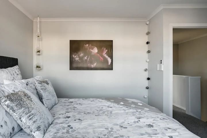 Ლამაზი დეკორი