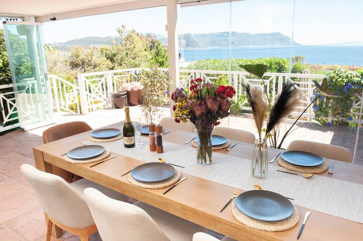 Villa Seaforth – Luxury by the sea gallery image 5