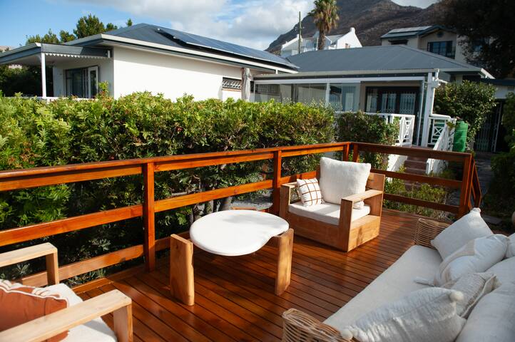 Villa Seaforth – Luxury by the sea gallery image 4