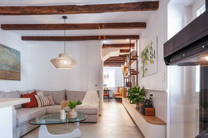 Villa Lemonia with Pool & Steam Room, Modern & lux gallery image 3