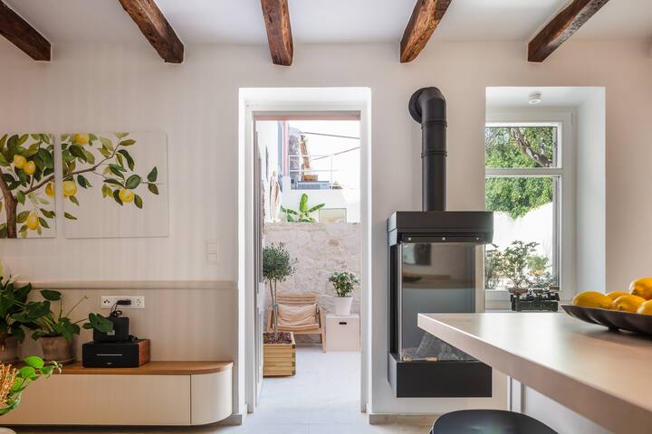 Villa Lemonia with Pool & Steam Room, Modern & lux gallery image 5