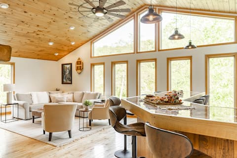 Blue mountain retreat