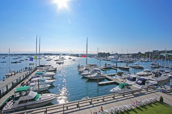 1 Bedroom Condo Downtown Newport - Newport, RI