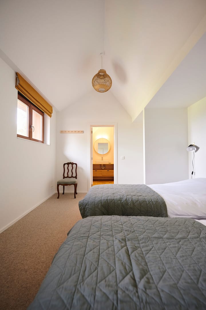 spálňa s manželskou posteľou 7