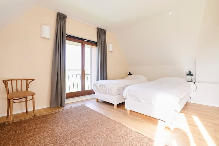 dvojlôžková spálňa 1