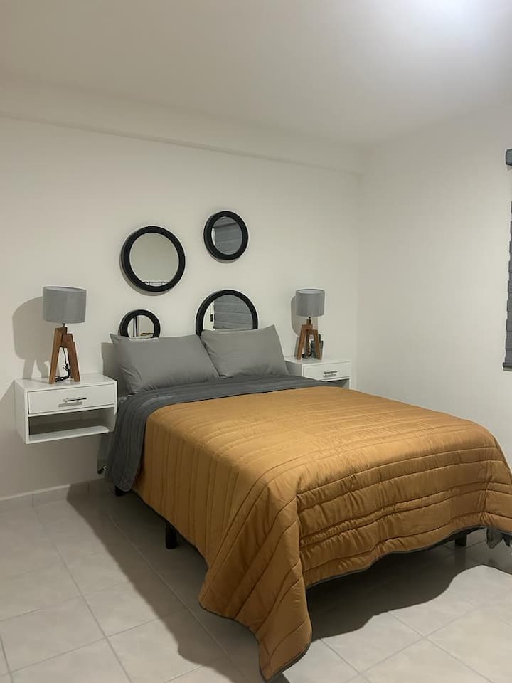 غرفة النوم 1