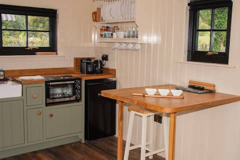 Shepherd’s Rest Glamping, Carnlough. Sleeps 5.