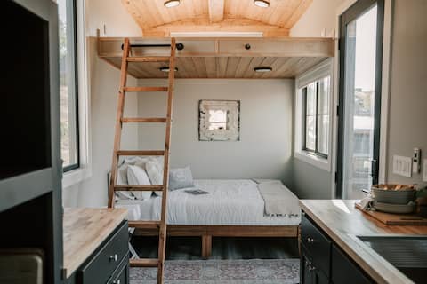 Cozy Tiny Home Village